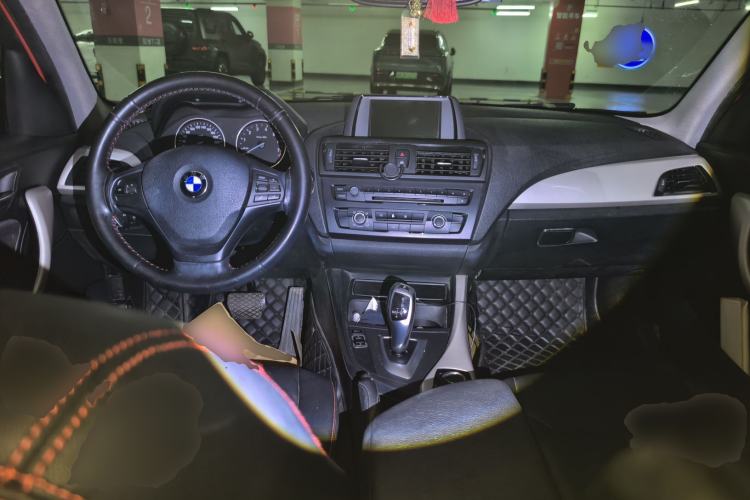 Used BMW 1 Series 2013 Revised 116i Leading Edition Center Console