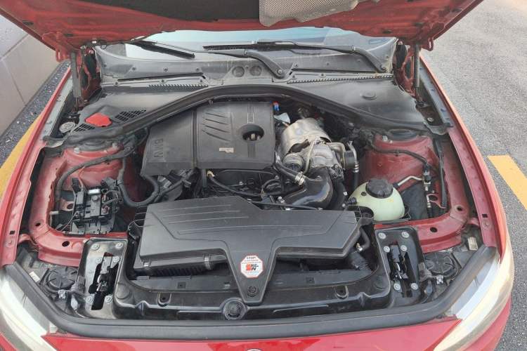Used BMW 1 Series 2013 Facelifted 118i Leading Edition Engine Bay