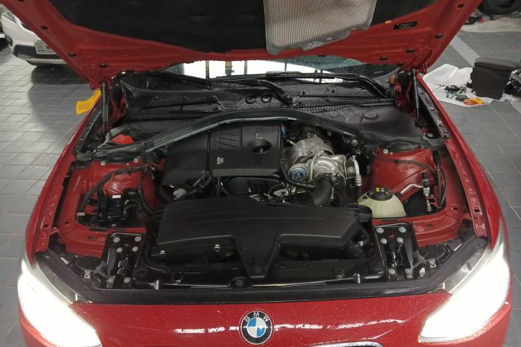 Used BMW 1 Series 2013 Revised 118i Sport Edition Engine Bay