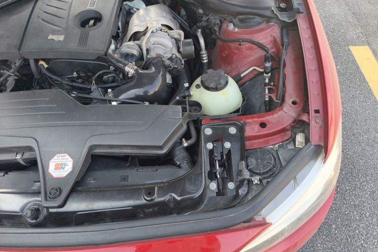 Used BMW 1 Series 2013 Facelifted 118i Leading Edition Engine Bay Left