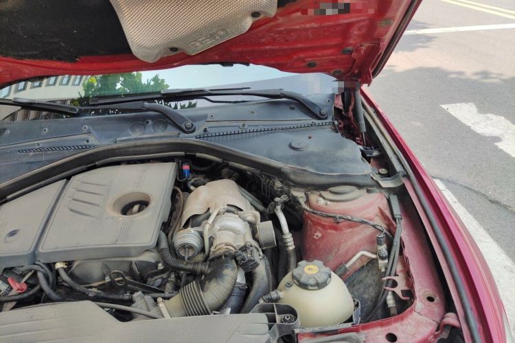 Used BMW 1 Series 2013 Revised 116i Leading Edition Engine Bay Left
