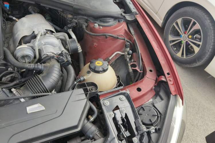 Used BMW 1 Series 2013 Revised 116i Leading Edition Engine Bay Left