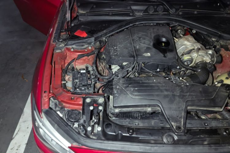 Used BMW 1 Series 2013 Revised 116i Leading Edition Engine Bay Right