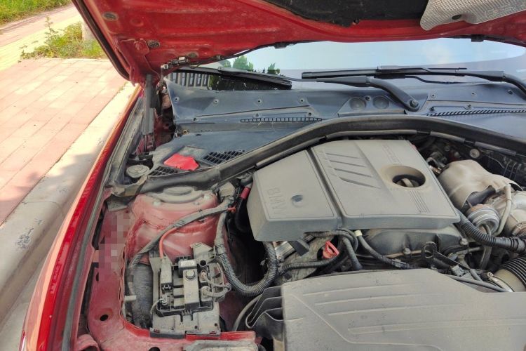 Used BMW 1 Series 2013 Revised 116i Leading Edition Engine Bay Right