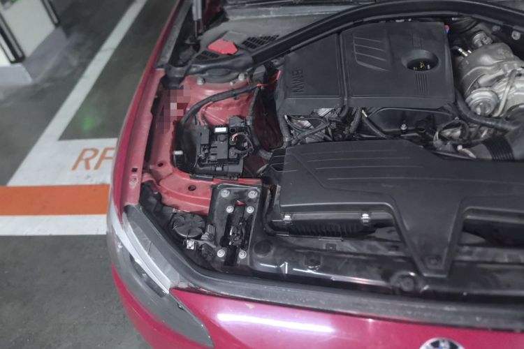 Used BMW 1 Series 2013 Revised 116i Leading Edition Engine Bay Right