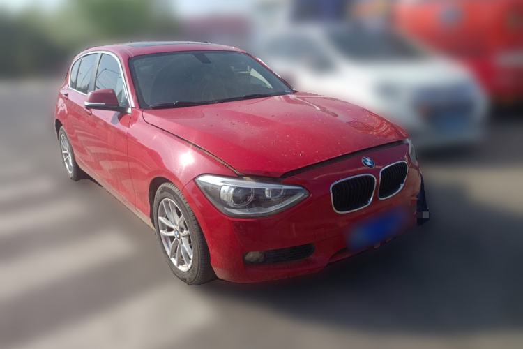 Used BMW 1 Series 2013 Facelifted 118i Leading Edition Front Right 45 Deg