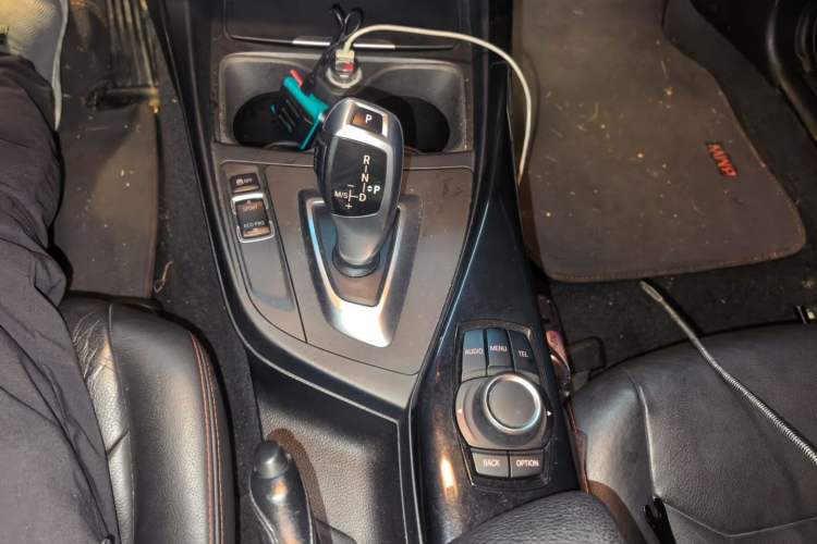 Used BMW 1 Series 2013 Revised 116i Leading Edition Gear Lever