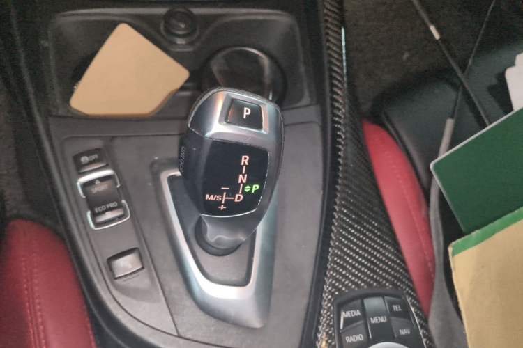 Used BMW 1 Series 2013 Revised 118i Sport Edition Gear Lever
