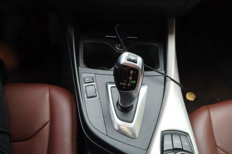 Used BMW 1 Series 2013 Revised 116i Leading Edition Gear Lever