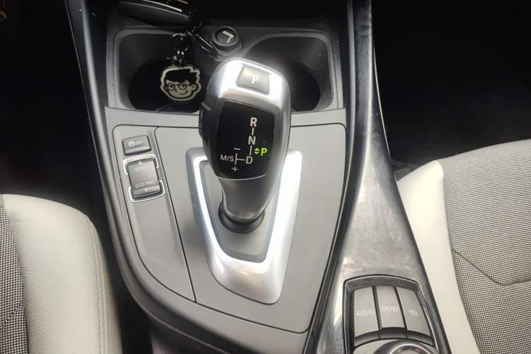 Used BMW 1 Series 2013 Revised 116i Urban Edition Gear Lever