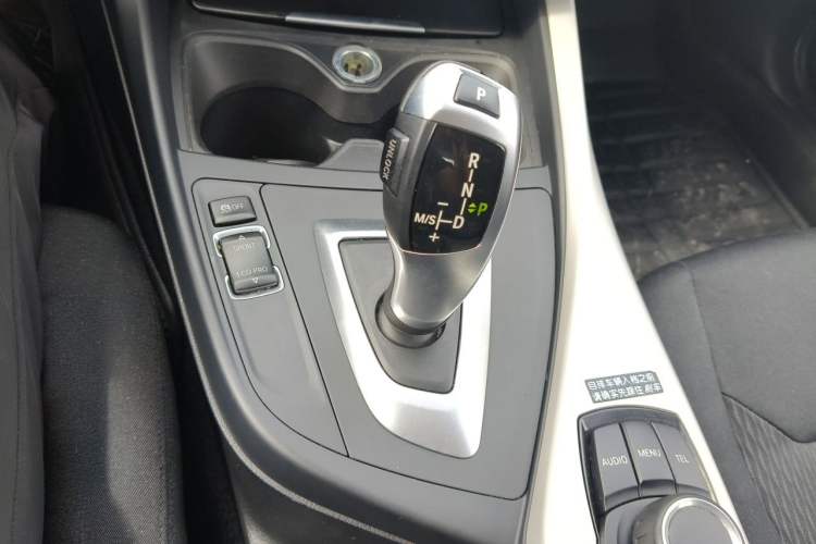 Used BMW 1 Series 2013 Revised 116i Leading Edition Gear Lever