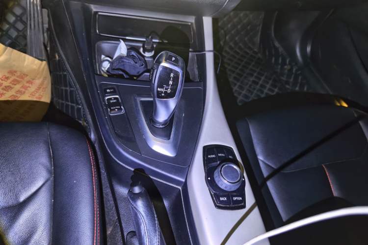 Used BMW 1 Series 2013 Revised 116i Leading Edition Gear Lever
