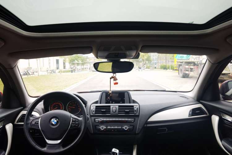 Used BMW 1 Series 2013 Revised 116i Leading Edition Interior 2