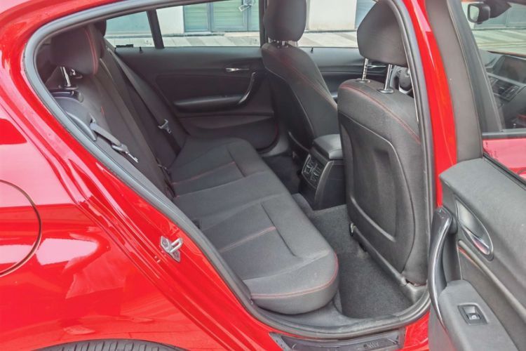 Used BMW 1 Series 2013 Revised 118i Sport Edition Interior 2