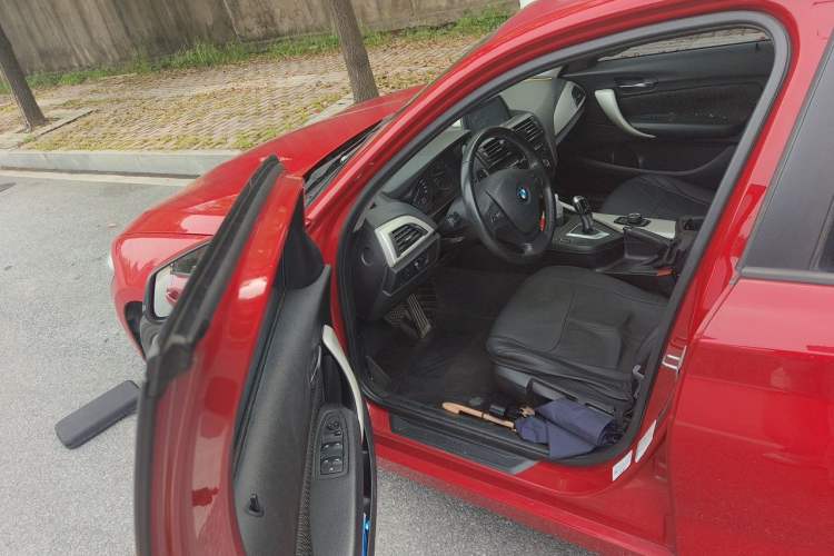 Used BMW 1 Series 2013 Revised 116i Leading Edition Interior 3