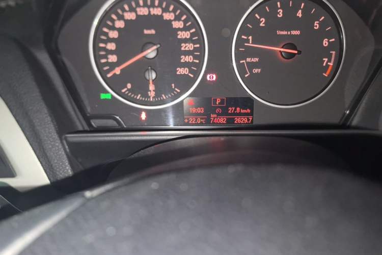 Used BMW 1 Series 2013 Revised 116i Leading Edition Odometer Close Up