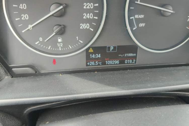 Used BMW 1 Series 2013 Revised 116i Leading Edition Odometer Close Up
