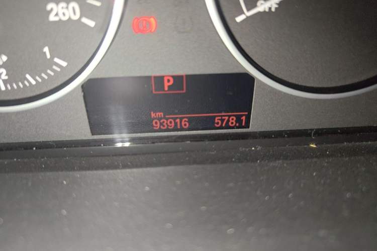 Used BMW 1 Series 2013 Revised 116i Leading Edition Odometer Close Up