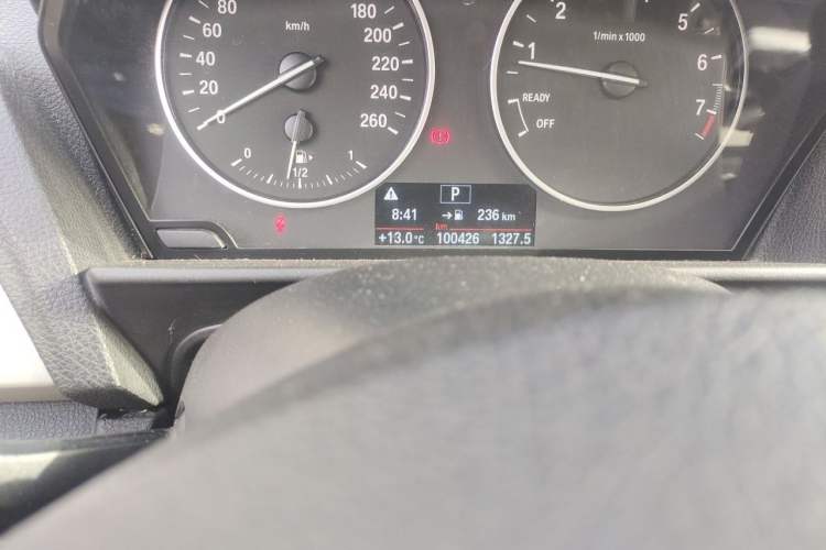 Used BMW 1 Series 2013 Facelifted 118i Leading Edition Odometer Close Up