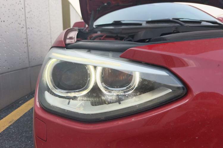 Used BMW 1 Series 2013 Facelifted 118i Leading Edition Right Front Headlight