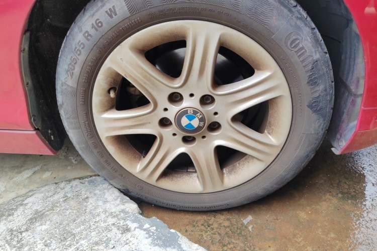Used BMW 1 Series 2013 Revised 116i Leading Edition Right Front Wheel Hub