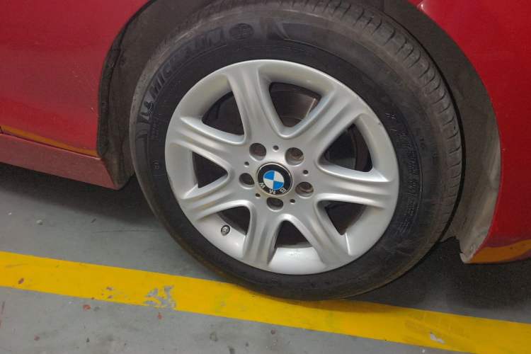 Used BMW 1 Series 2013 Revised 116i Leading Edition Right Front Wheel Hub