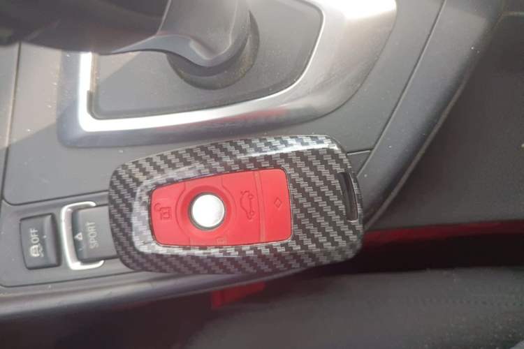 Used BMW 1 Series 2013 Facelifted 118i Leading Edition Vehicle Key