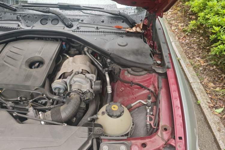 Used BMW 1 Series 2013 Revised 116i Urban Edition Engine Bay Left