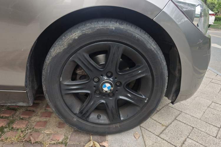 Used BMW 1 Series 2013 Revised 116i Urban Edition Right Front Wheel Hub