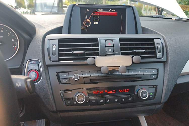 Used BMW 1 Series 2013 Facelifted 118i Leading Edition Audio And AC Panel