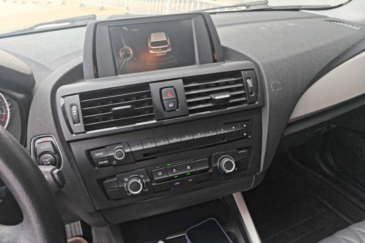 Used BMW 1 Series 2013 Revised 116i Leading Edition Audio And AC Panel