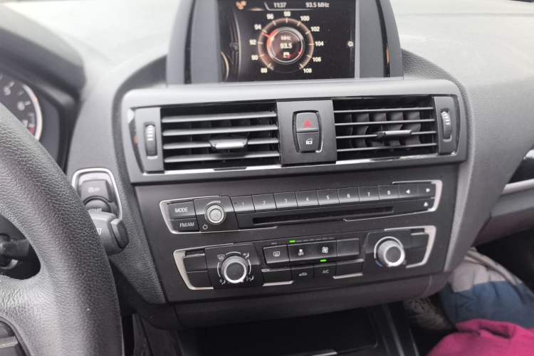 Used BMW 1 Series 2013 Revised 116i Urban Edition Audio And AC Panel