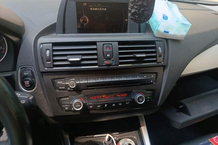 Used BMW 1 Series 2013 Facelifted 118i Leading Edition Audio And AC Panel