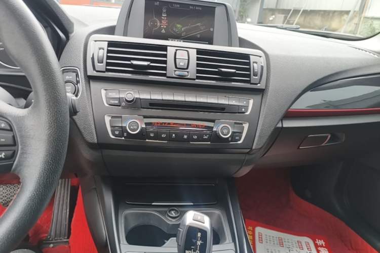 Used BMW 1 Series 2013 Revised 118i Sport Edition Audio And AC Panel