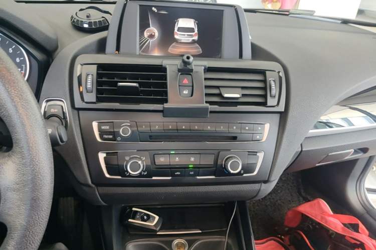 Used BMW 1 Series 2013 Revised 116i Leading Edition Audio And AC Panel