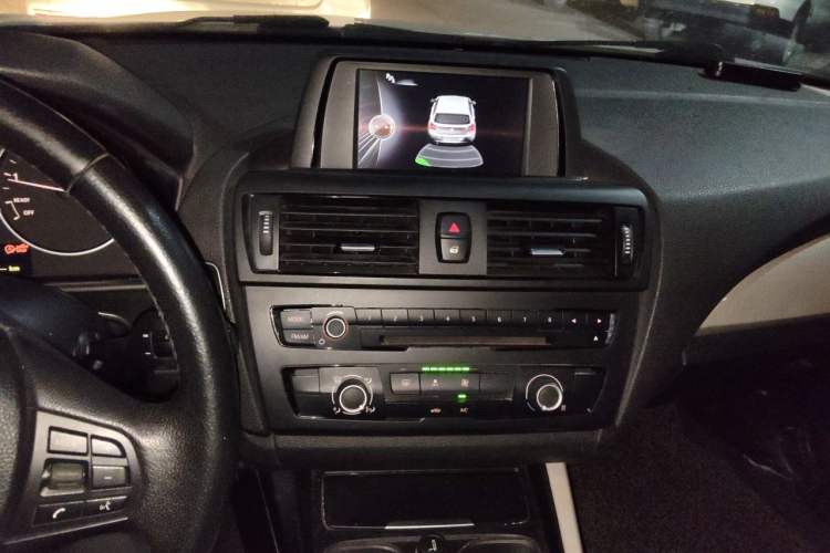 Used BMW 1 Series 2013 Revised 116i Leading Edition Audio And AC Panel