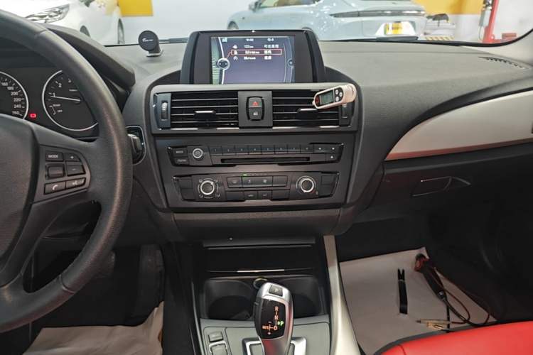 Used BMW 1 Series 2013 Revised 116i Leading Edition Audio And AC Panel
