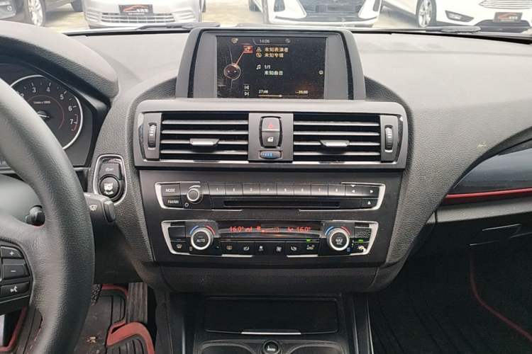 Used BMW 1 Series 2013 Revised 118i Sport Edition Audio And AC Panel
