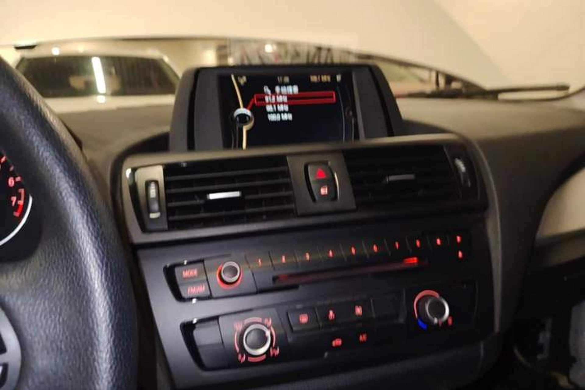 Used BMW 1 Series 2013 Revised 116i Leading Edition Audio And AC Panel