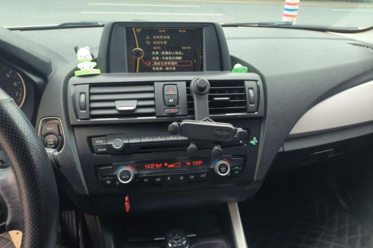 Used BMW 1 Series 2013 Facelifted 118i Leading Edition Audio And AC Panel