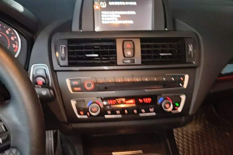 Used BMW 1 Series 2013 Revised 118i Sport Edition Audio And AC Panel