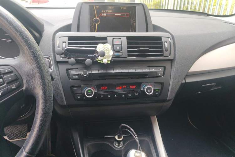 Used BMW 1 Series 2013 Facelifted 118i Leading Edition Audio And AC Panel