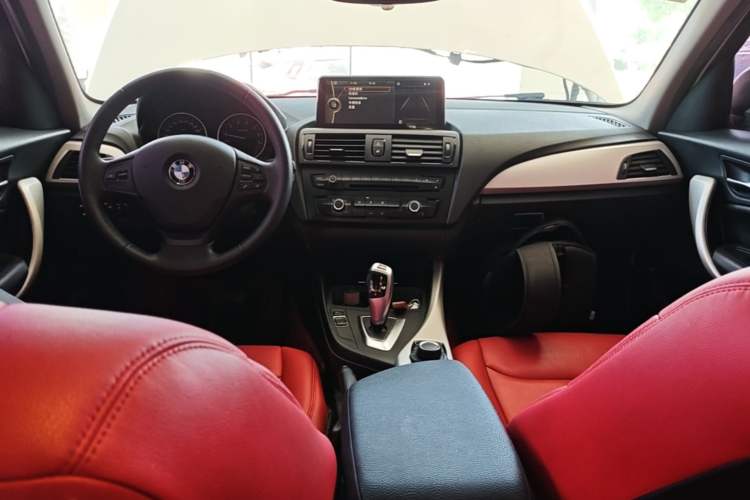 Used BMW 1 Series 2013 Revised 116i Leading Edition Center Console