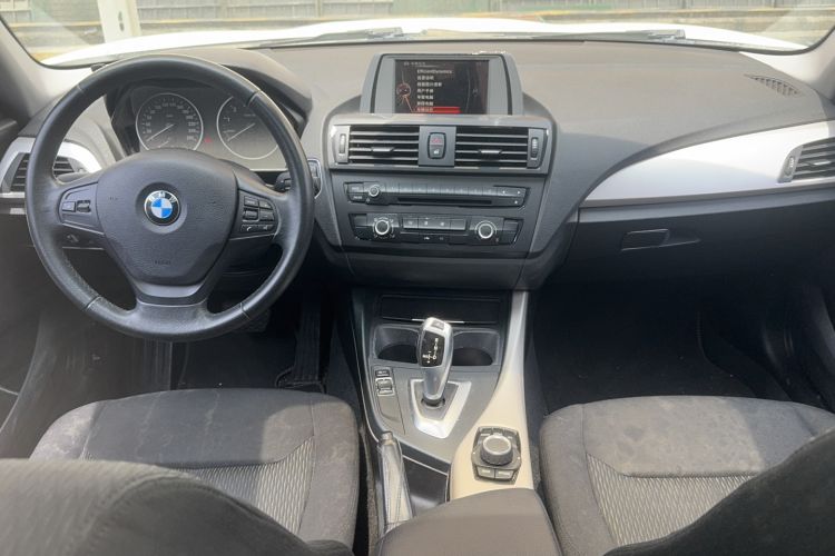 Used BMW 1 Series 2013 Revised 116i Leading Edition Center Console