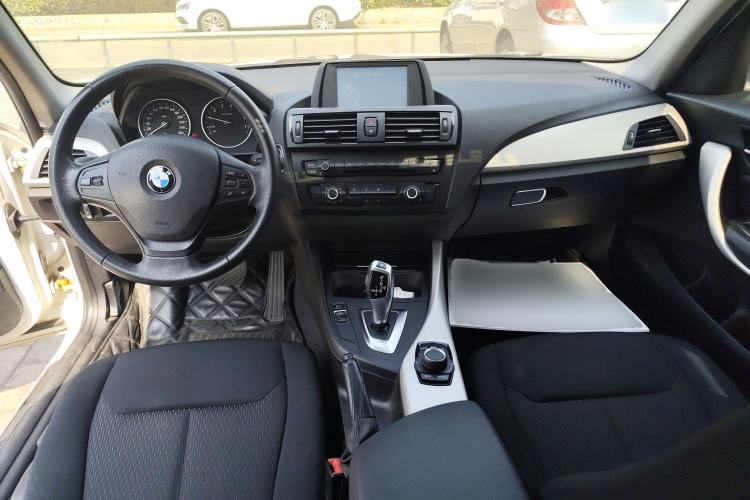 Used BMW 1 Series 2013 Revised 116i Leading Edition Center Console