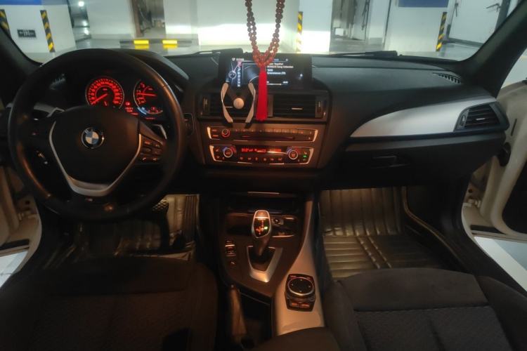 Used BMW 1 Series 2013 M135i 5-door model Center Console