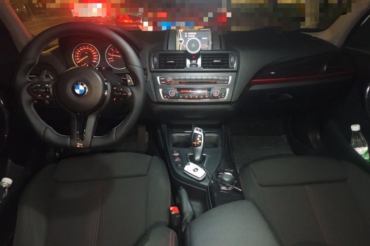 Used BMW 1 Series 2013 Revised 118i Sport Edition Center Console