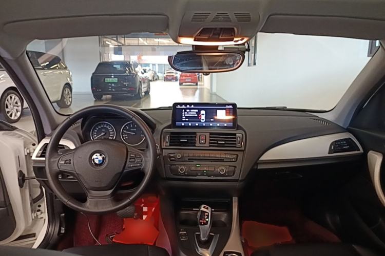 Used BMW 1 Series 2013 Revised 116i Leading Edition Center Console