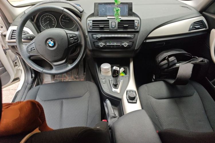 Used BMW 1 Series 2013 Revised 116i Leading Edition Center Console