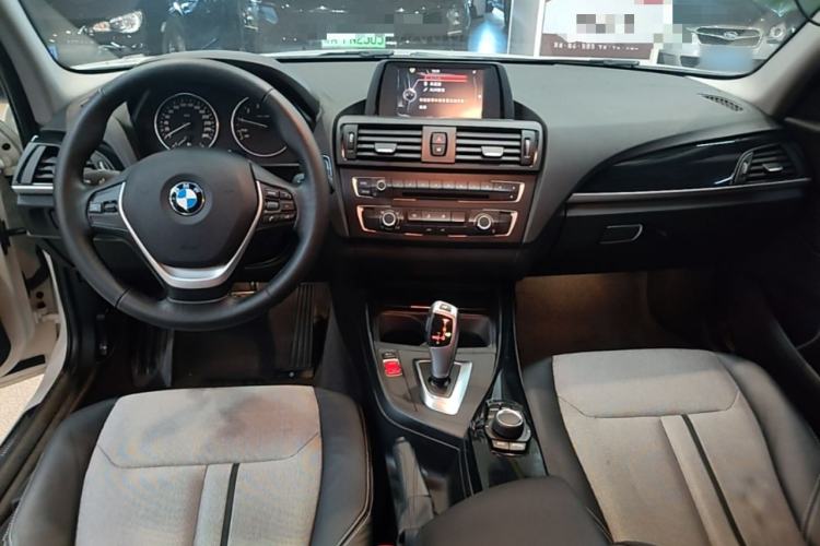 Used BMW 1 Series 2013 Revised 116i Urban Edition Center Console